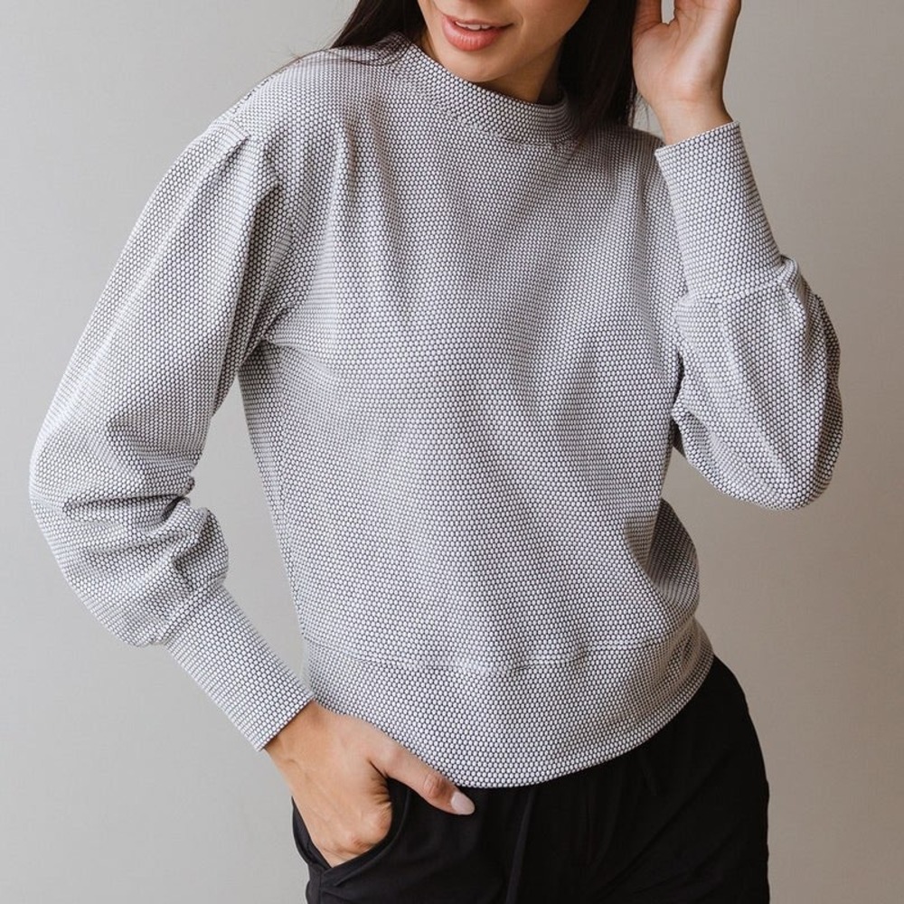 Albion NWT Serena Top Honeycomb Black White Puff Sleeve Crop Sweatshirt Large